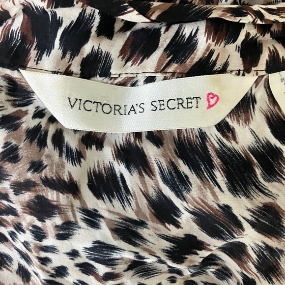 VICTORIA SECRET Silk Cheetah Print Tassel Closure Robe - Picture 5 of 6